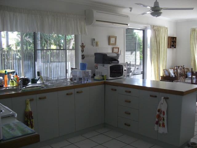 5 Dundee Court, BEACONSFIELD QLD 4740, Beaconsfield - Thumbnail 2