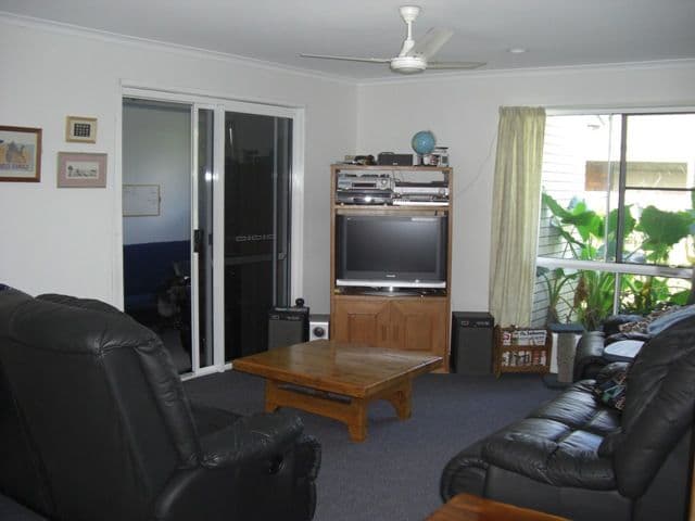 5 Dundee Court, BEACONSFIELD QLD 4740, Beaconsfield - Thumbnail 3