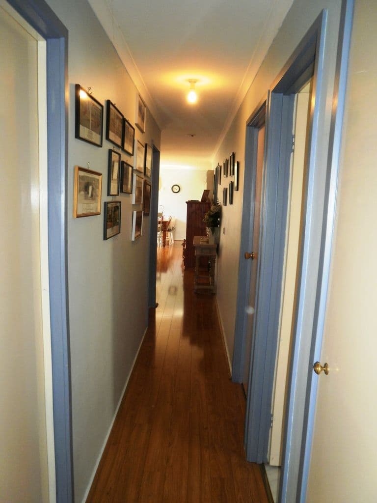 31 Westward Ho Street, SUNBURY VIC 3429, Sunbury - Thumbnail 4