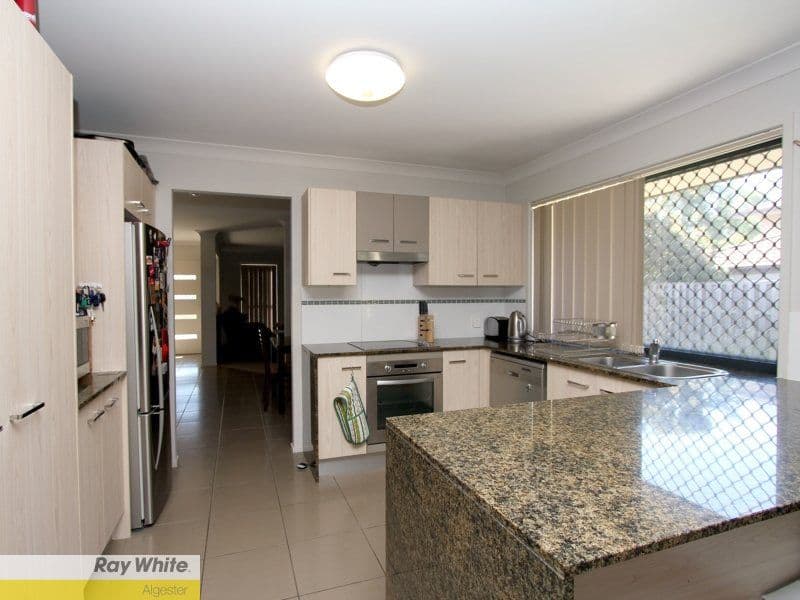 26 Watheroo Place, PARKINSON QLD 4115, Parkinson - Thumbnail 2