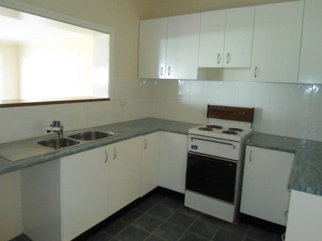 525 Uranium Street, BROKEN HILL NSW 2880, Broken Hill - Thumbnail 7
