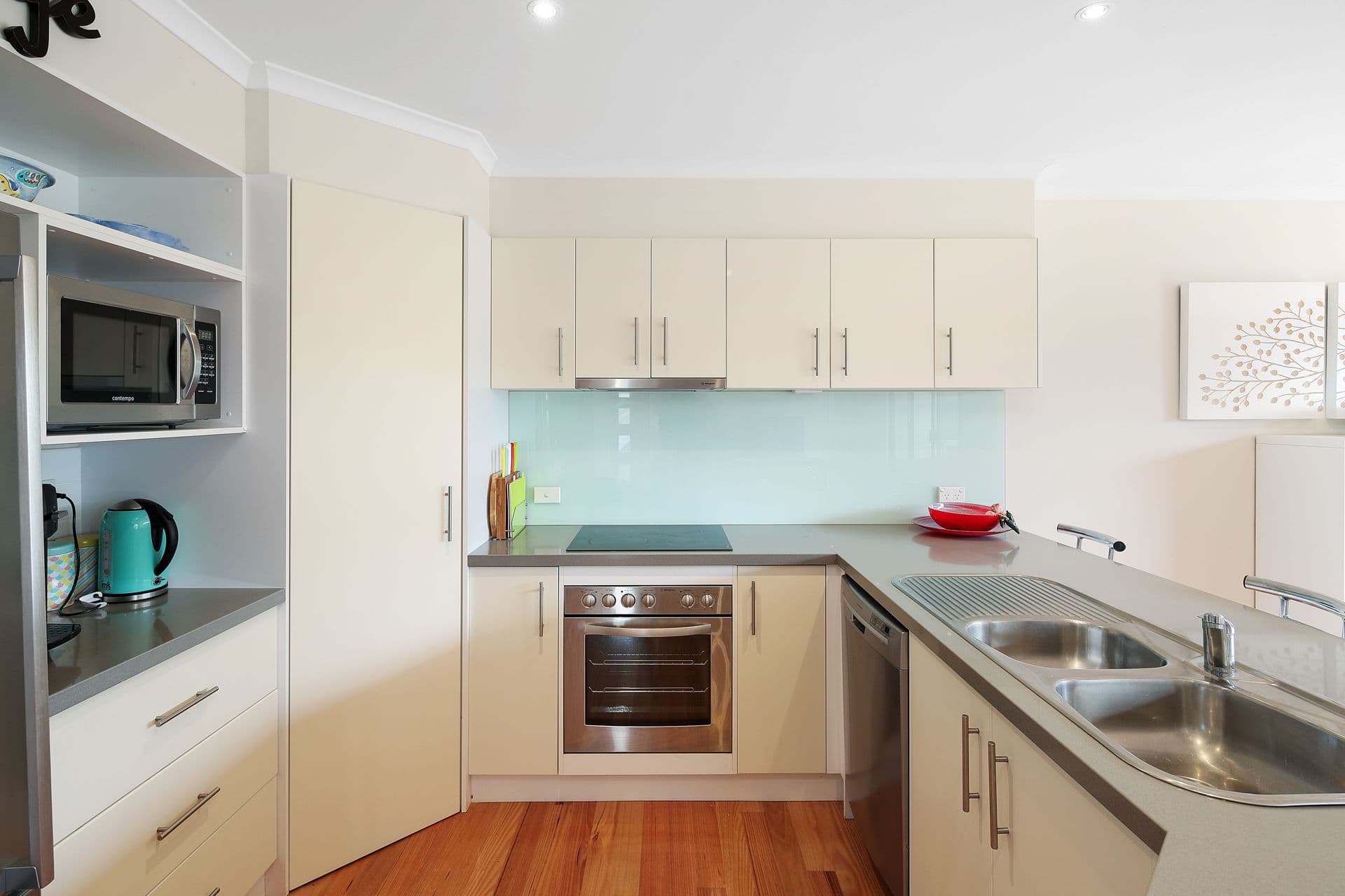 172 Thompson Avenue, Cowes VIC 3922, Cowes - Thumbnail 3