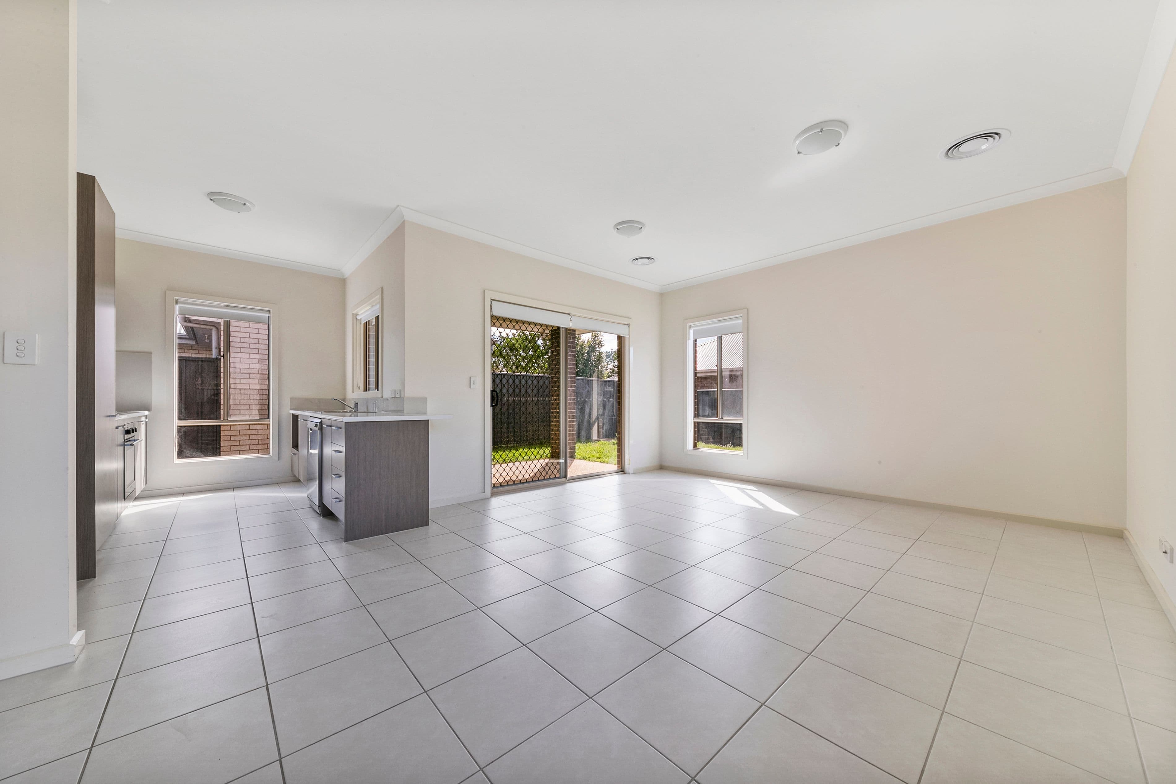 33 Margaret Street, Blakeview SA 5114, Blakeview - Thumbnail 3