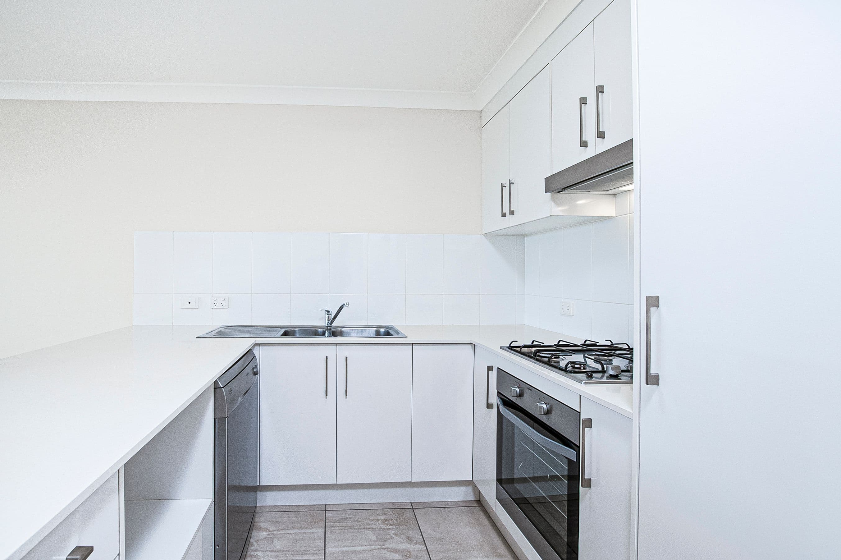 22 Larcom Crescent, Redbank Plains QLD 4301, Redbank Plains - Thumbnail 4
