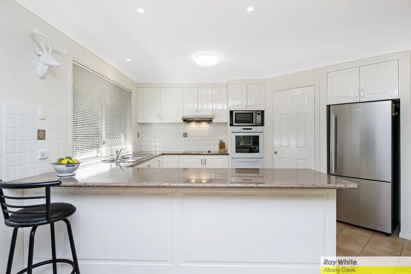5 Granada Drive, Eatons Hill QLD 4037, Eatons Hill - Thumbnail 3