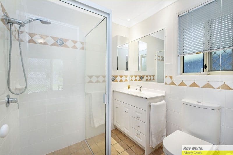 5 Granada Drive, Eatons Hill QLD 4037, Eatons Hill - Thumbnail 8