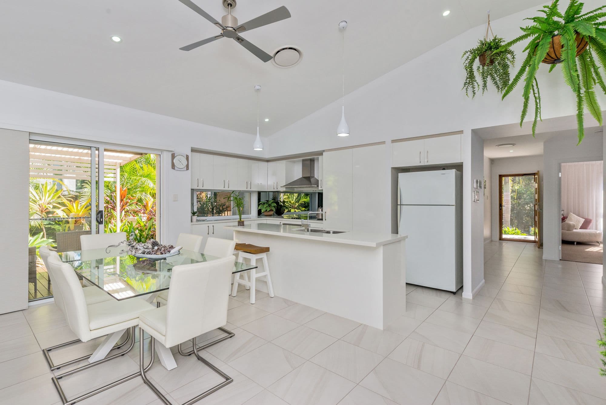 22 Gullwing Drive, Upper Coomera QLD 4209, Upper Coomera - Thumbnail 4