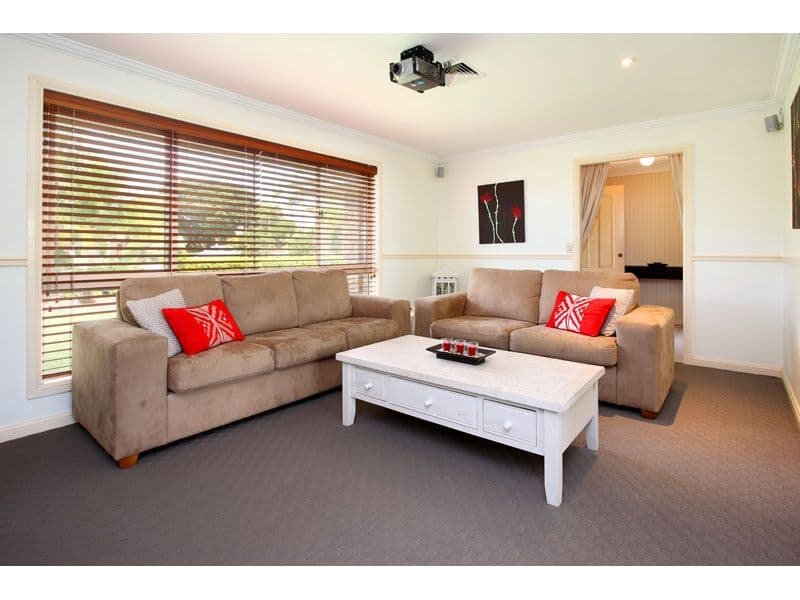 30 Boorala Crescent, EIGHT MILE PLAINS QLD 4113, Eight Mile Plains - Thumbnail 5