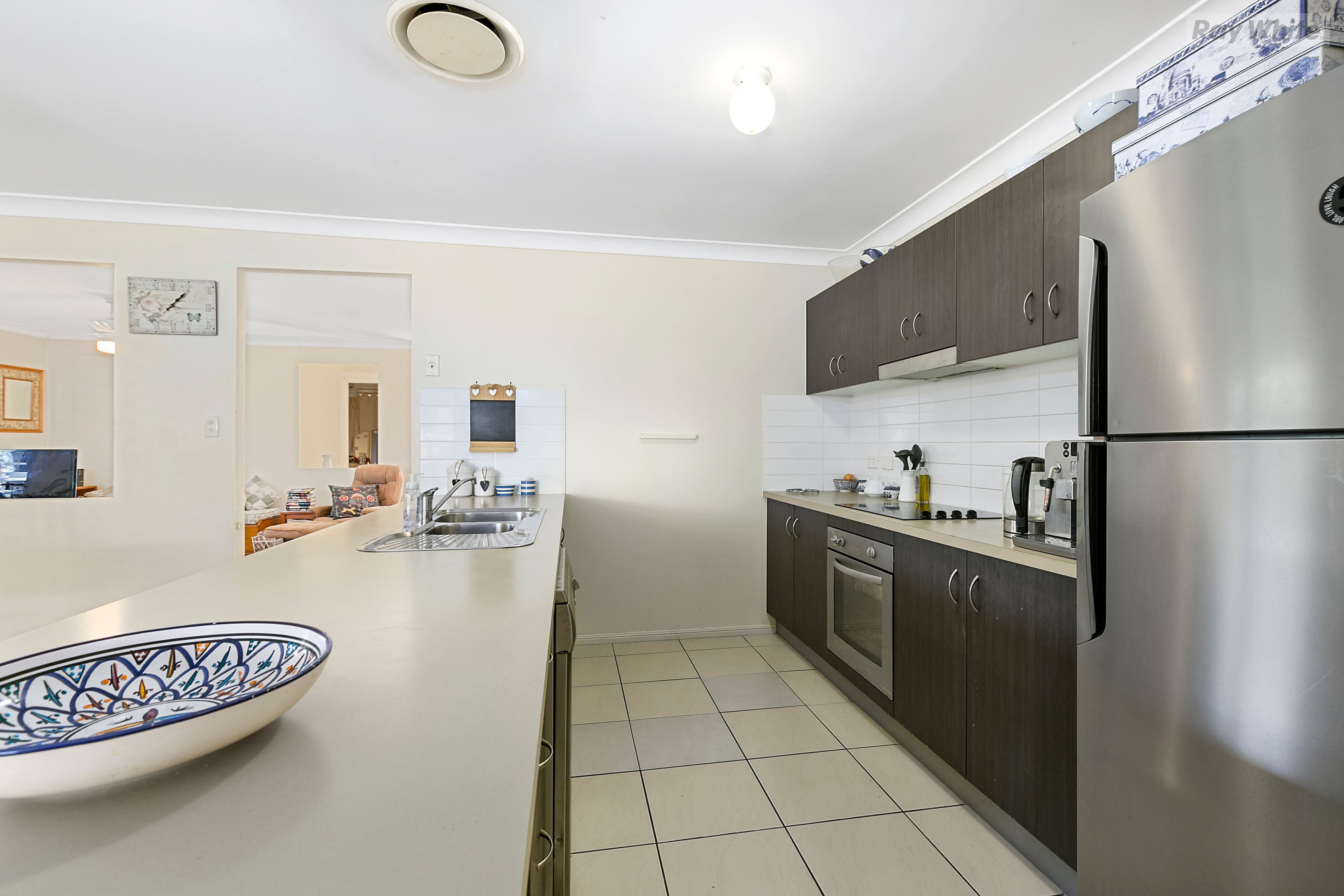 1 Heit Court, North Booval QLD 4304, North Booval - Thumbnail 3