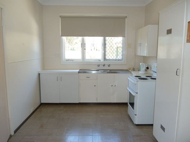 39 Brearley Street, BULLSBROOK WA 6084, Bullsbrook - Thumbnail 2