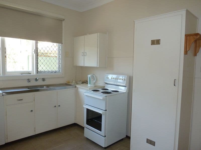 39 Brearley Street, BULLSBROOK WA 6084, Bullsbrook - Thumbnail 3