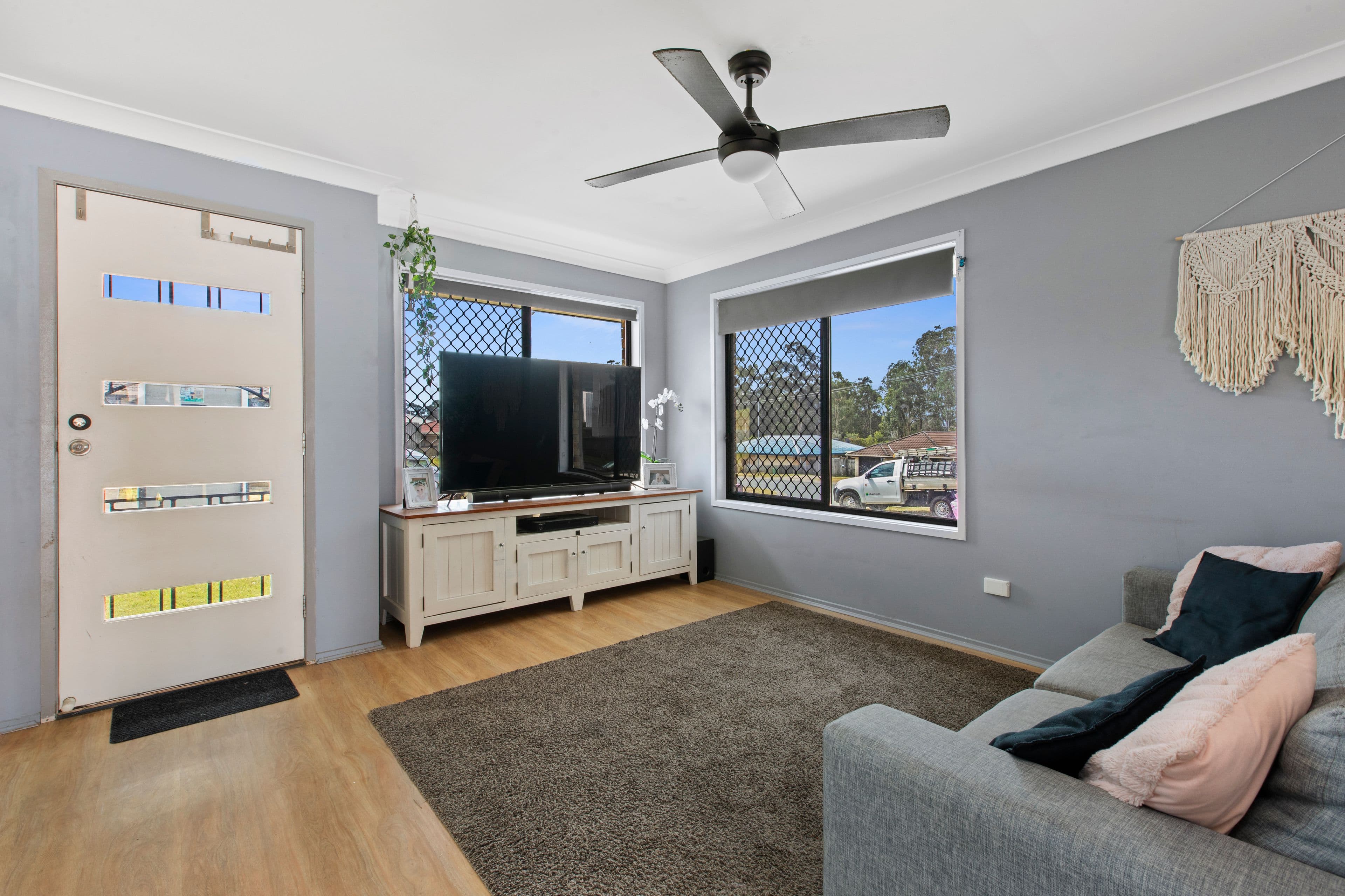 3 Lyrebird Lane, Bellbird Park QLD 4300, Bellbird Park - Thumbnail 4