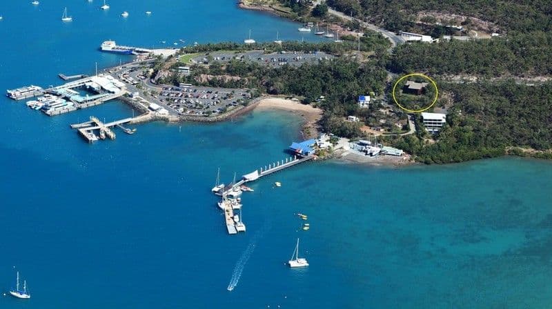 1 Bay Terrace, SHUTE HARBOUR QLD 4802, Shute Harbour - Thumbnail 2