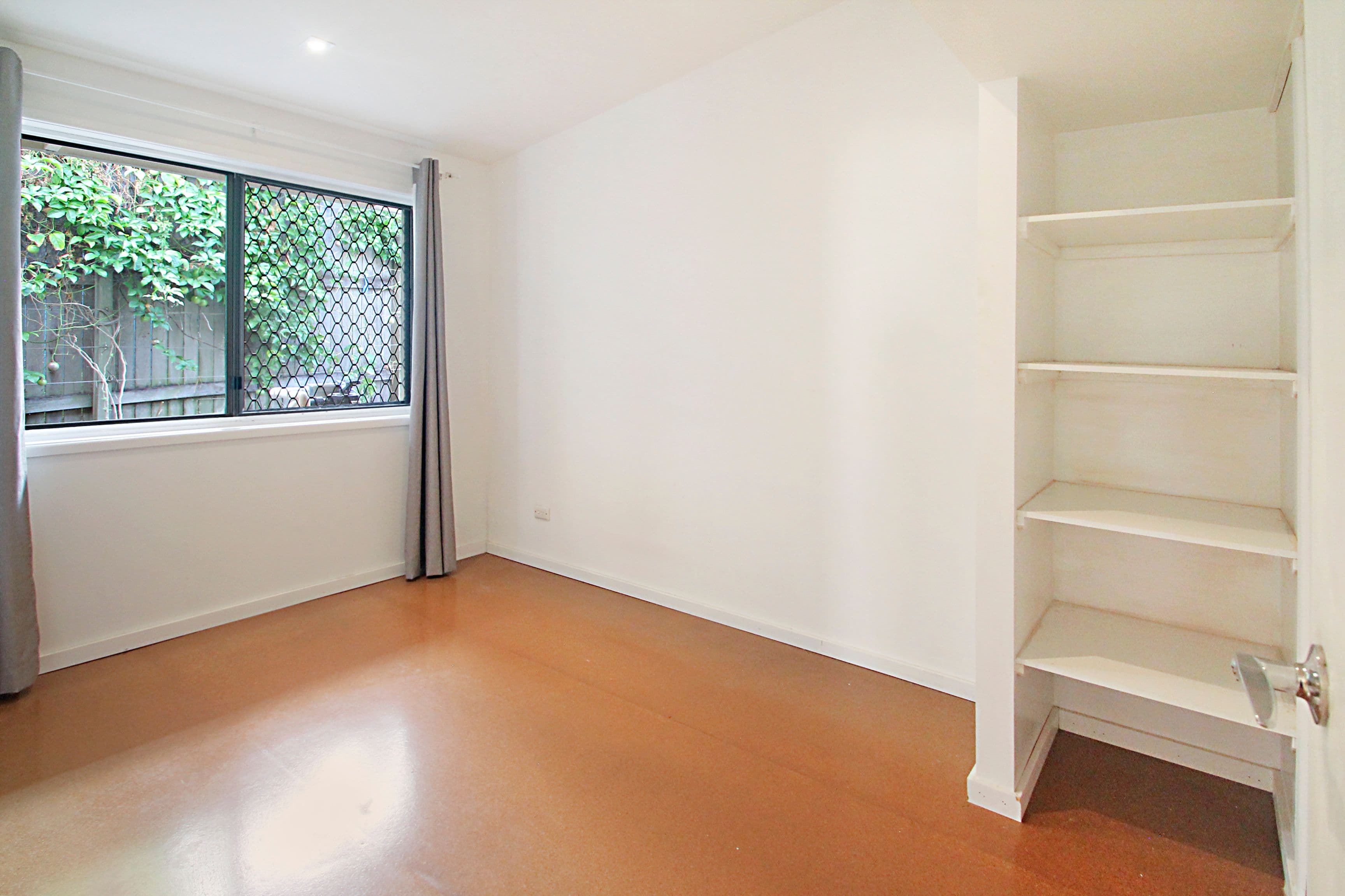 10 Dayspring Street, Sunrise Beach QLD 4567, Sunrise Beach - Thumbnail 8