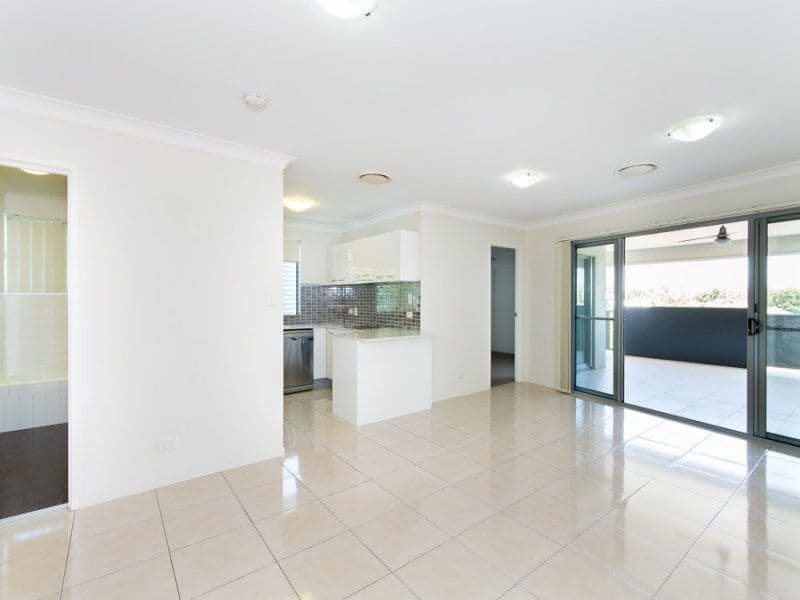 33-35 Rode Road, Wavell Heights QLD 4012, Wavell Heights - Thumbnail 2