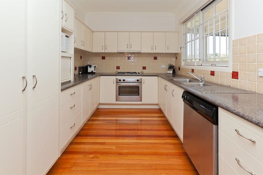 72 Mapleton Street, MOUNT GRAVATT EAST QLD 4122, Mount Gravatt East - Thumbnail 4
