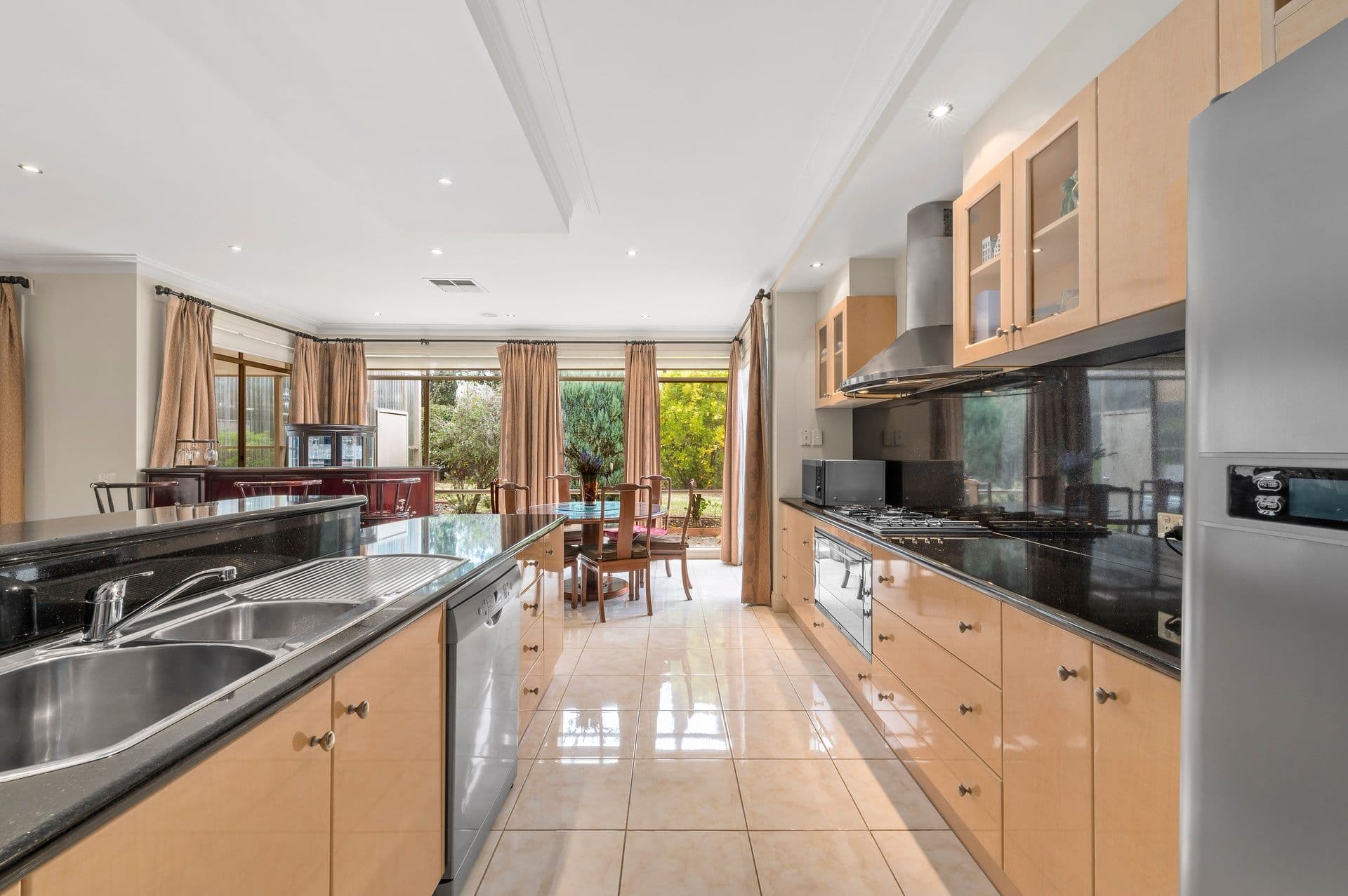 8 Callander Place, Lysterfield VIC 3156, Lysterfield - Thumbnail 3