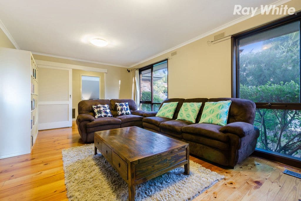 2 Garden Avenue, Boronia VIC 3155, Boronia - Thumbnail 2