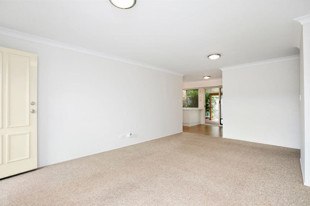 15 Adventure Avenue, Oxenford QLD 4210, Oxenford - Thumbnail 2