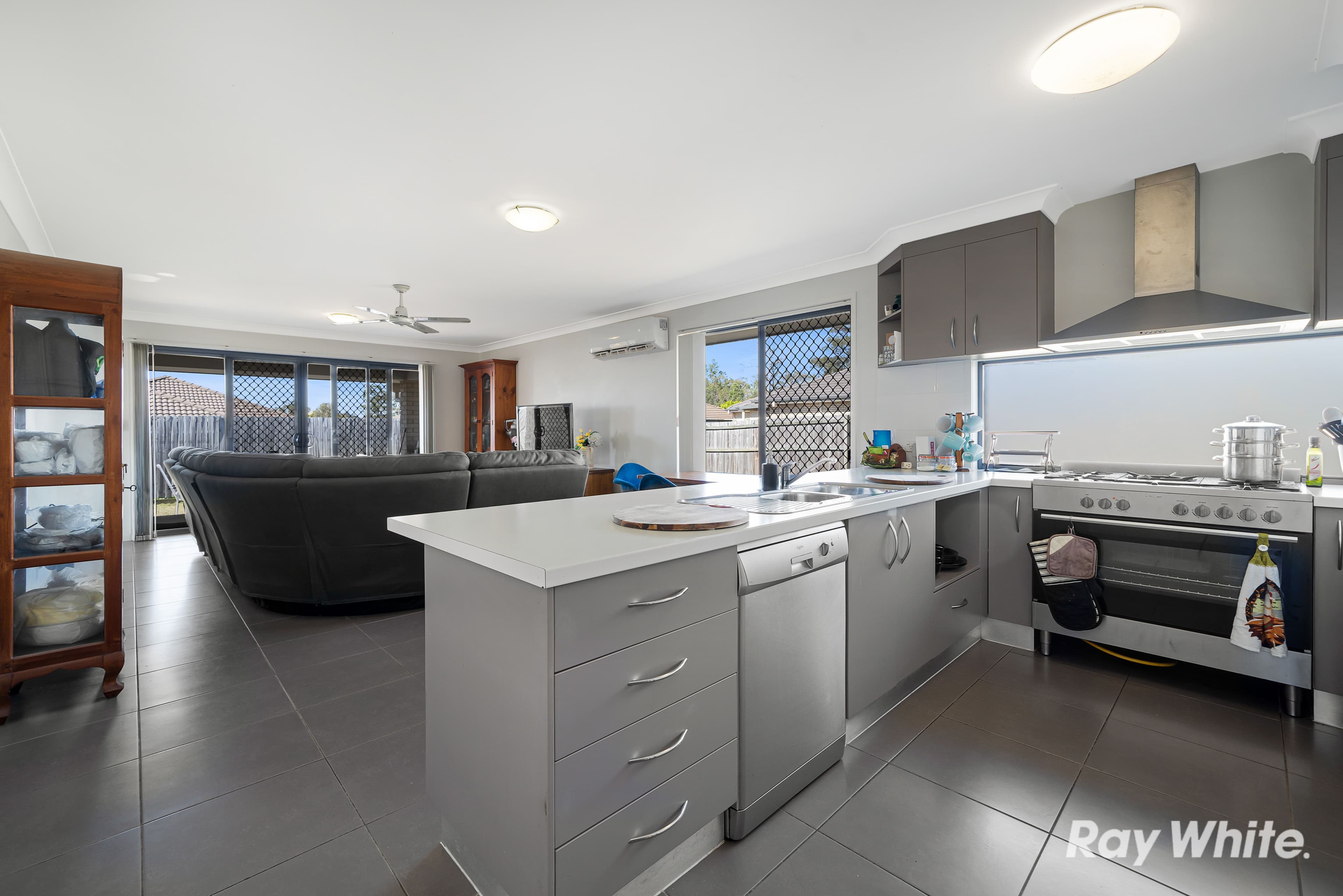 93 Judith Street, Crestmead QLD 4132, Crestmead - Thumbnail 4