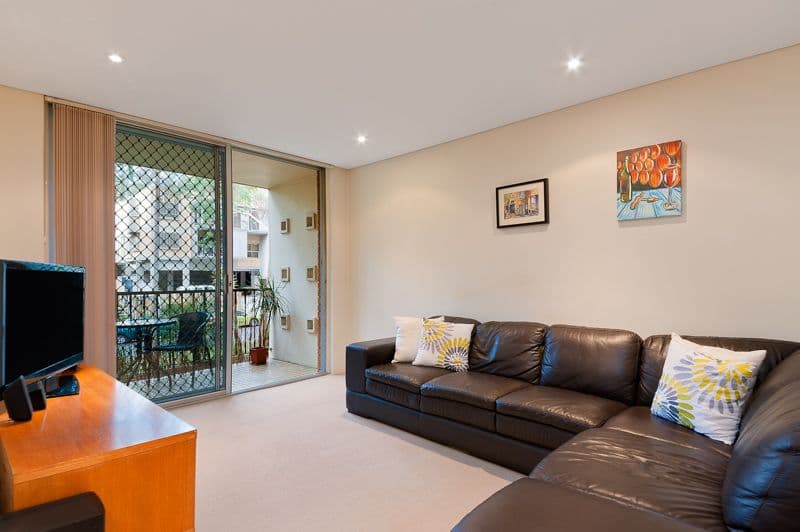 6 Stokes Street, Lane Cove NSW 2066, Lane Cove North - Thumbnail 2