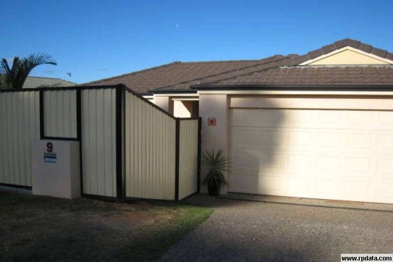 9 Madasin Close, ARUNDEL QLD 4214, Arundel - Thumbnail 2