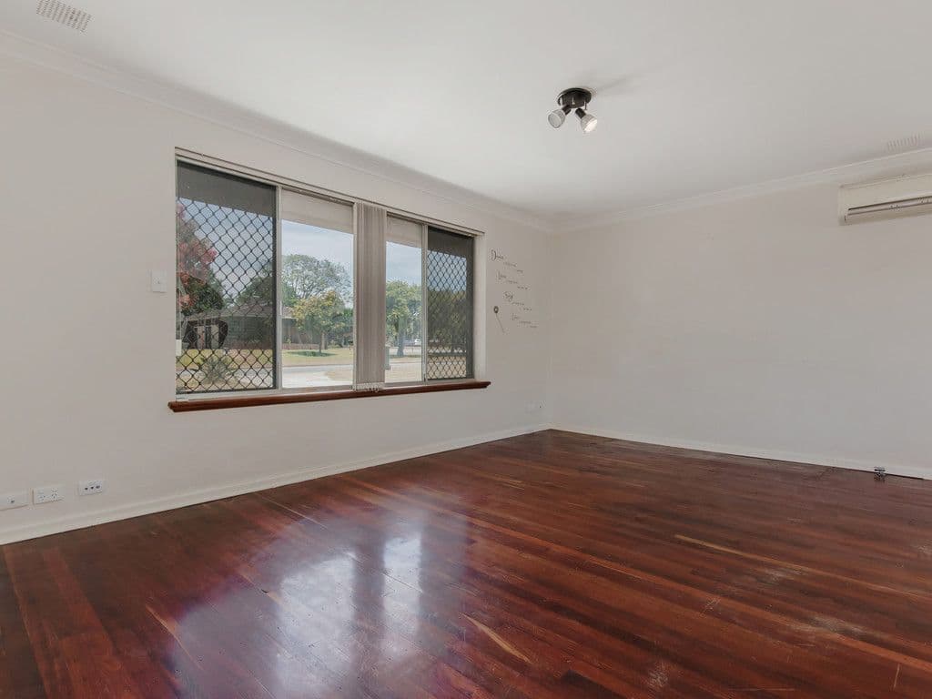 52 Littlemore Road, Orelia WA 6167, Orelia - Thumbnail 3