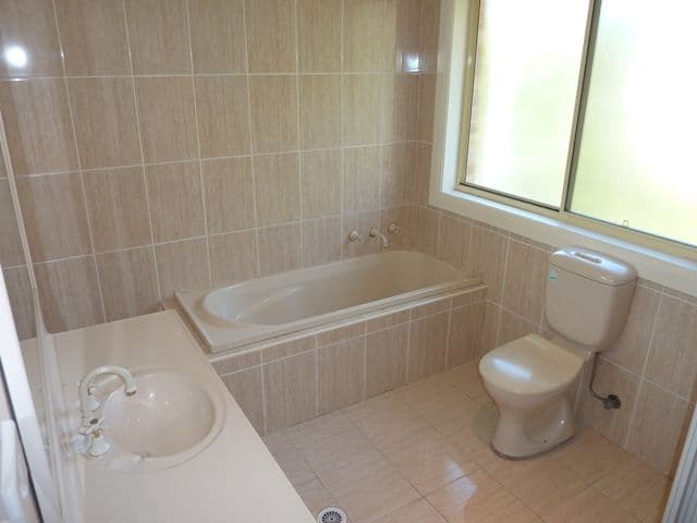 130 Campbell Street, WOONONA NSW 2517, Woonona - Thumbnail 3