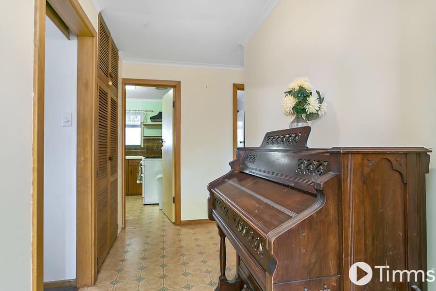 16 Baden Terrace, O'Sullivan Beach - Thumbnail 2