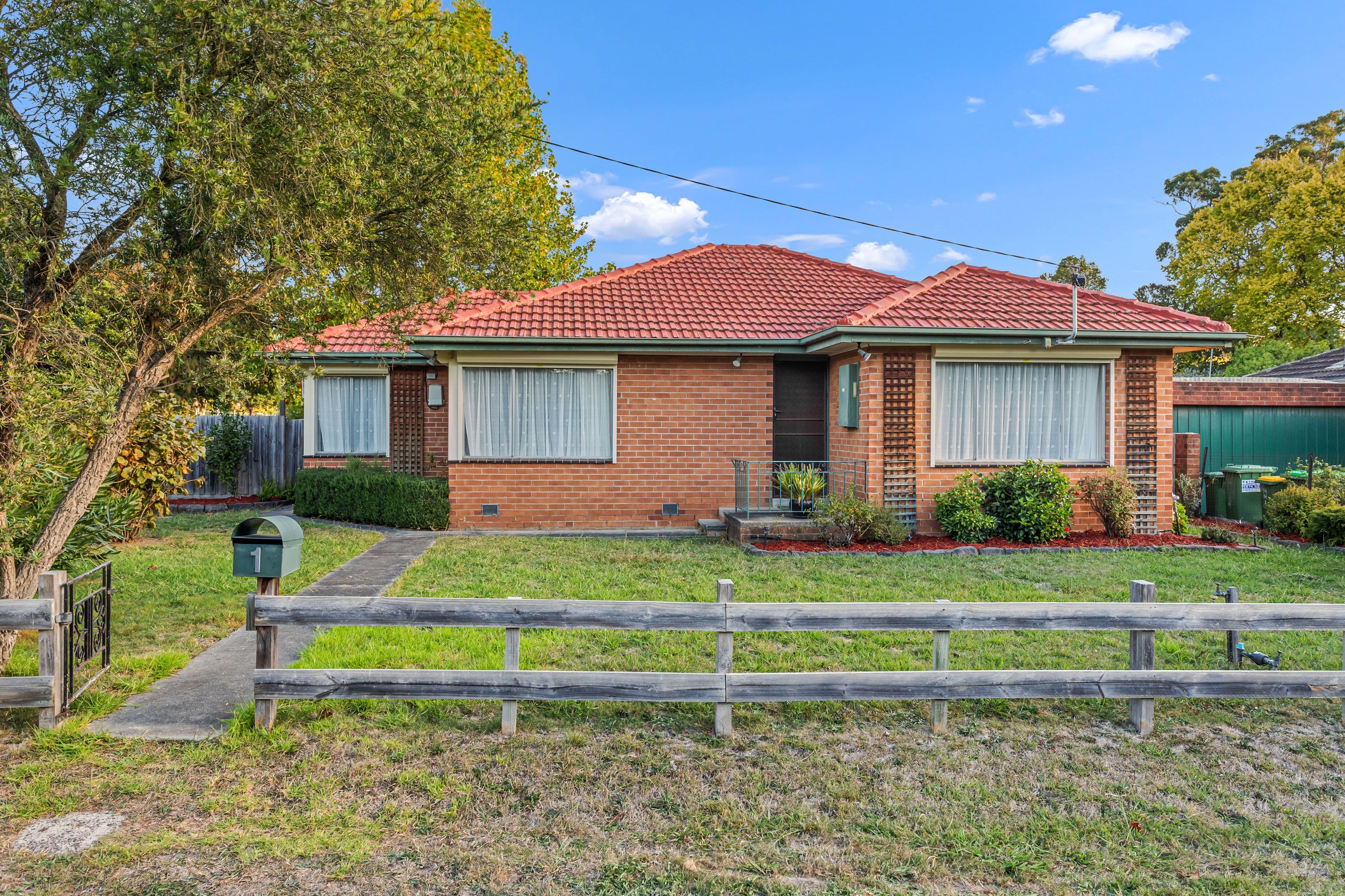 1 Carolanne Court, Mooroolbark VIC 3138, Mooroolbark - Image 1
