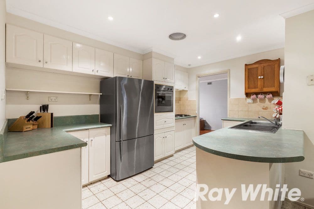 2 Holbein Court, Scoresby VIC 3179, Scoresby - Thumbnail 4