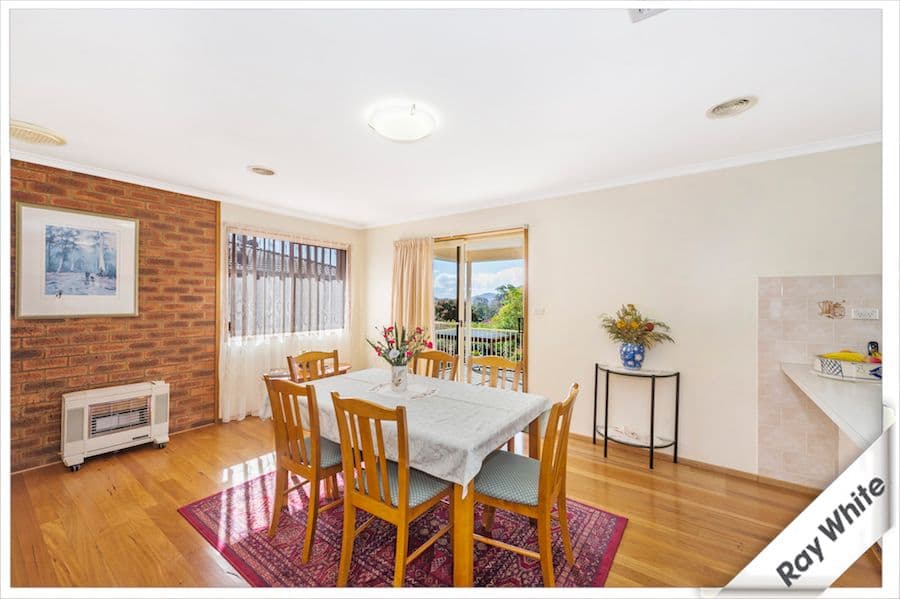 11 Glennie Place, Queanbeyan West - Thumbnail 2