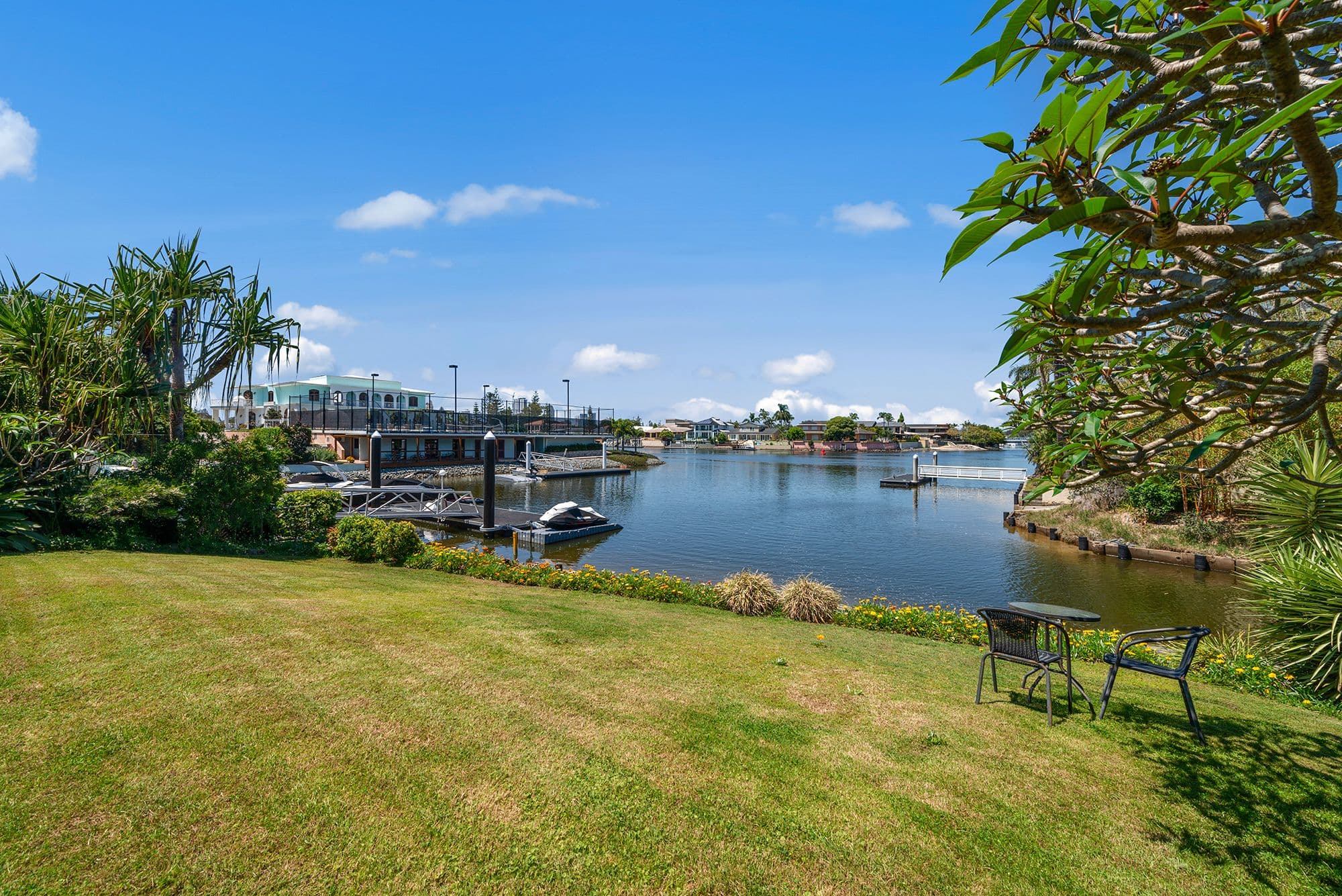 12 Rapallo Avenue, Isle Of Capri QLD 4217, Isle Of Capri - Thumbnail 5