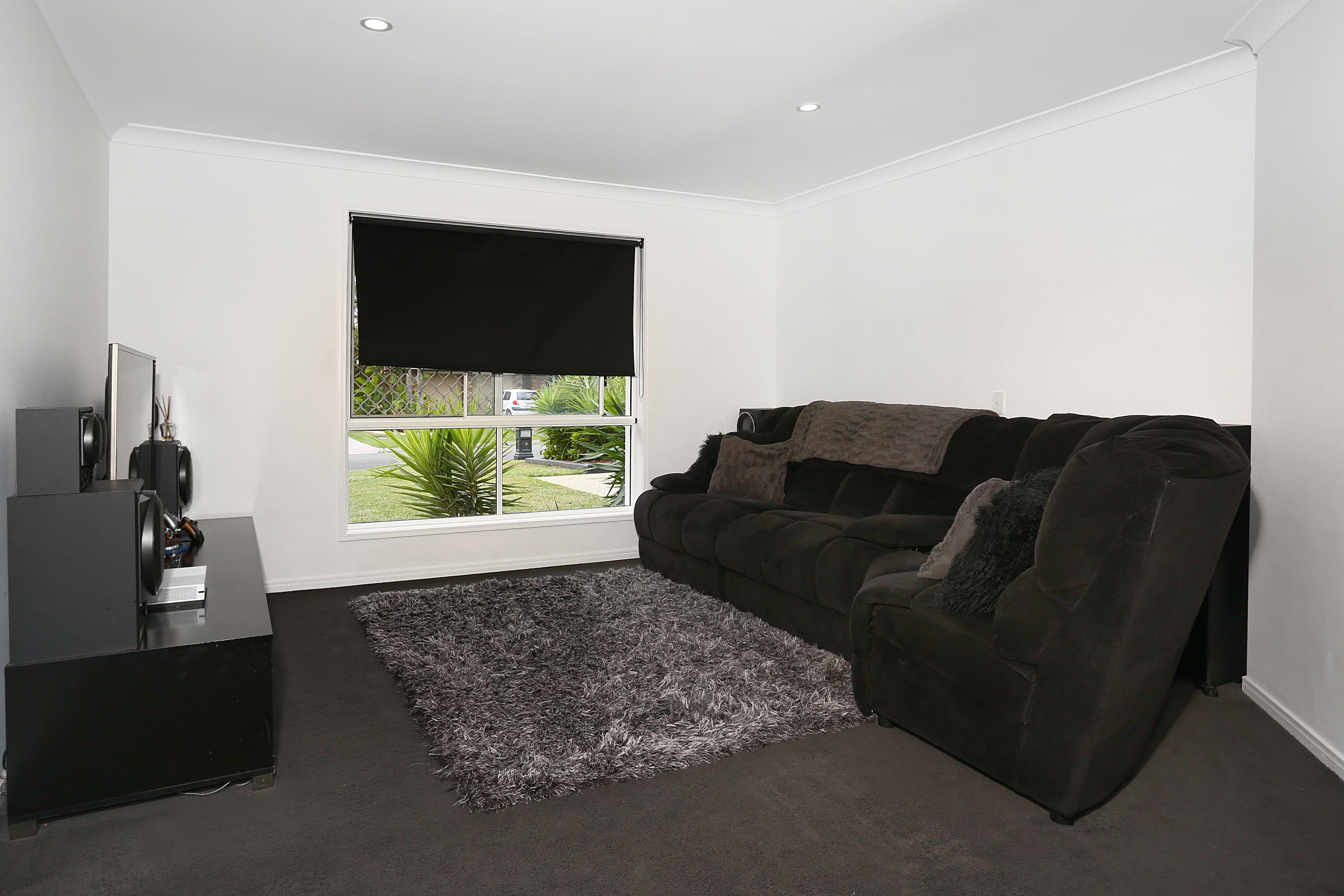 20 Rosswood Court, Helensvale QLD 4212, Helensvale - Thumbnail 7