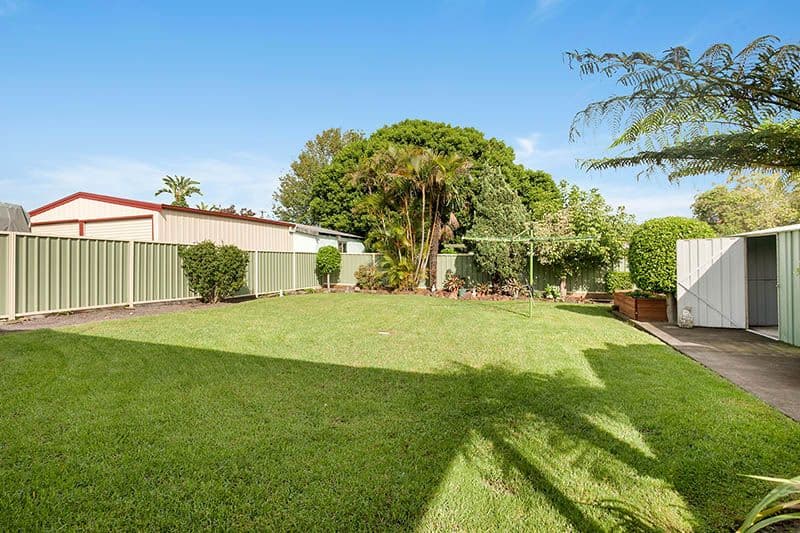 19 Gordon Avenue, Oak Flats - Thumbnail 3