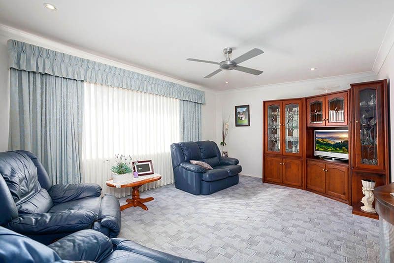 19 Gordon Avenue, Oak Flats - Thumbnail 7