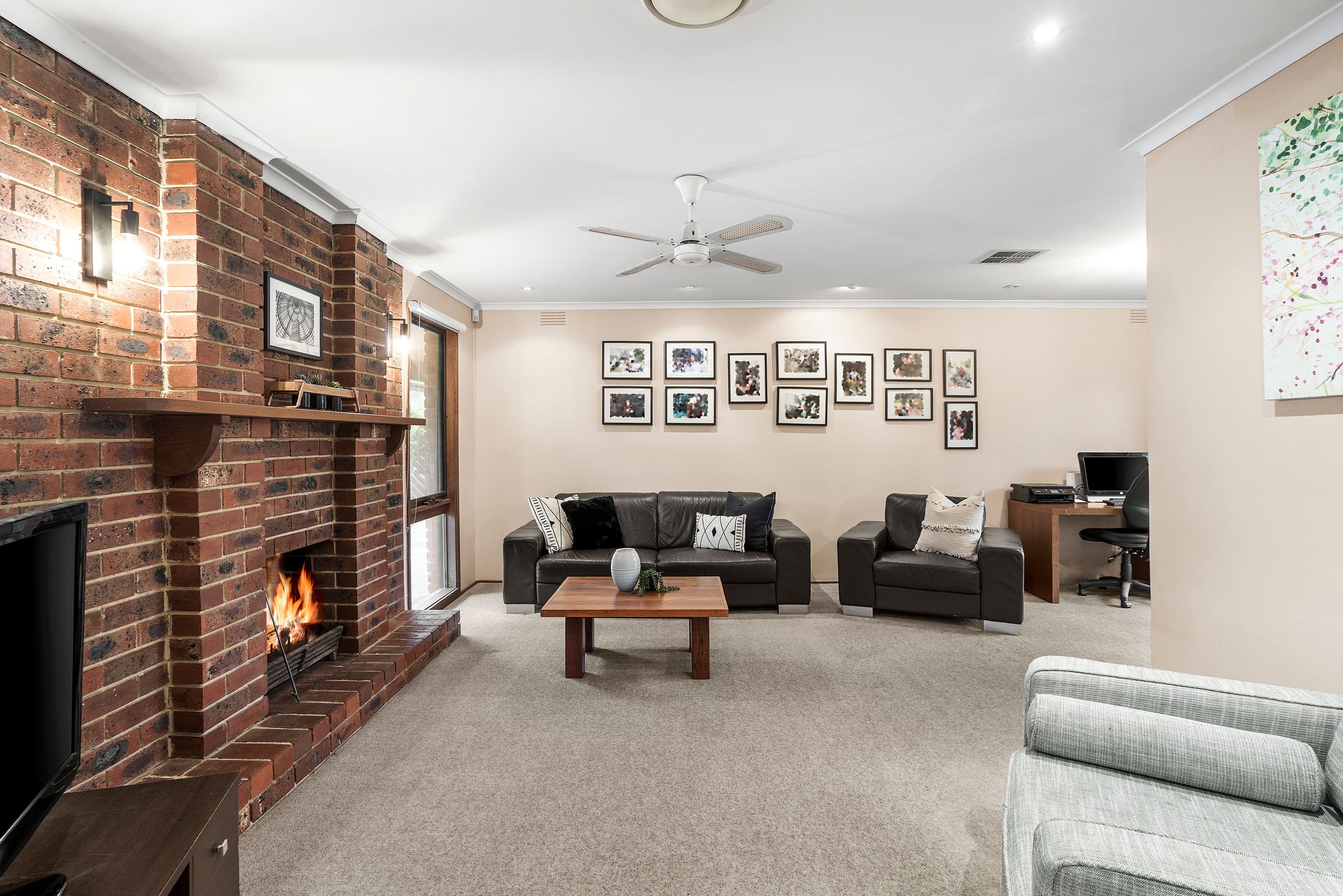 4 Lakes Drive, Sunbury VIC 3429, Sunbury - Thumbnail 2