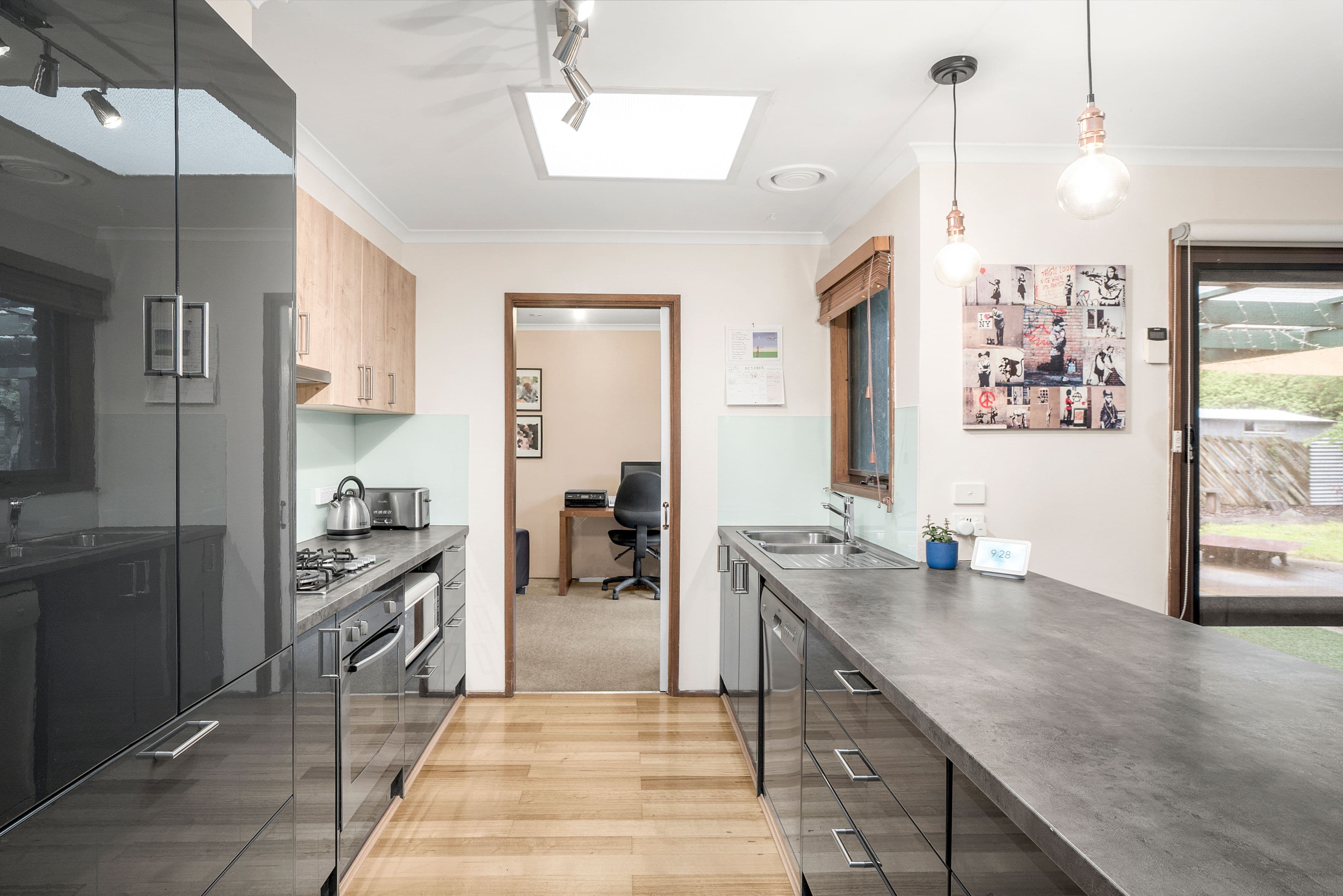 4 Lakes Drive, Sunbury VIC 3429, Sunbury - Thumbnail 3