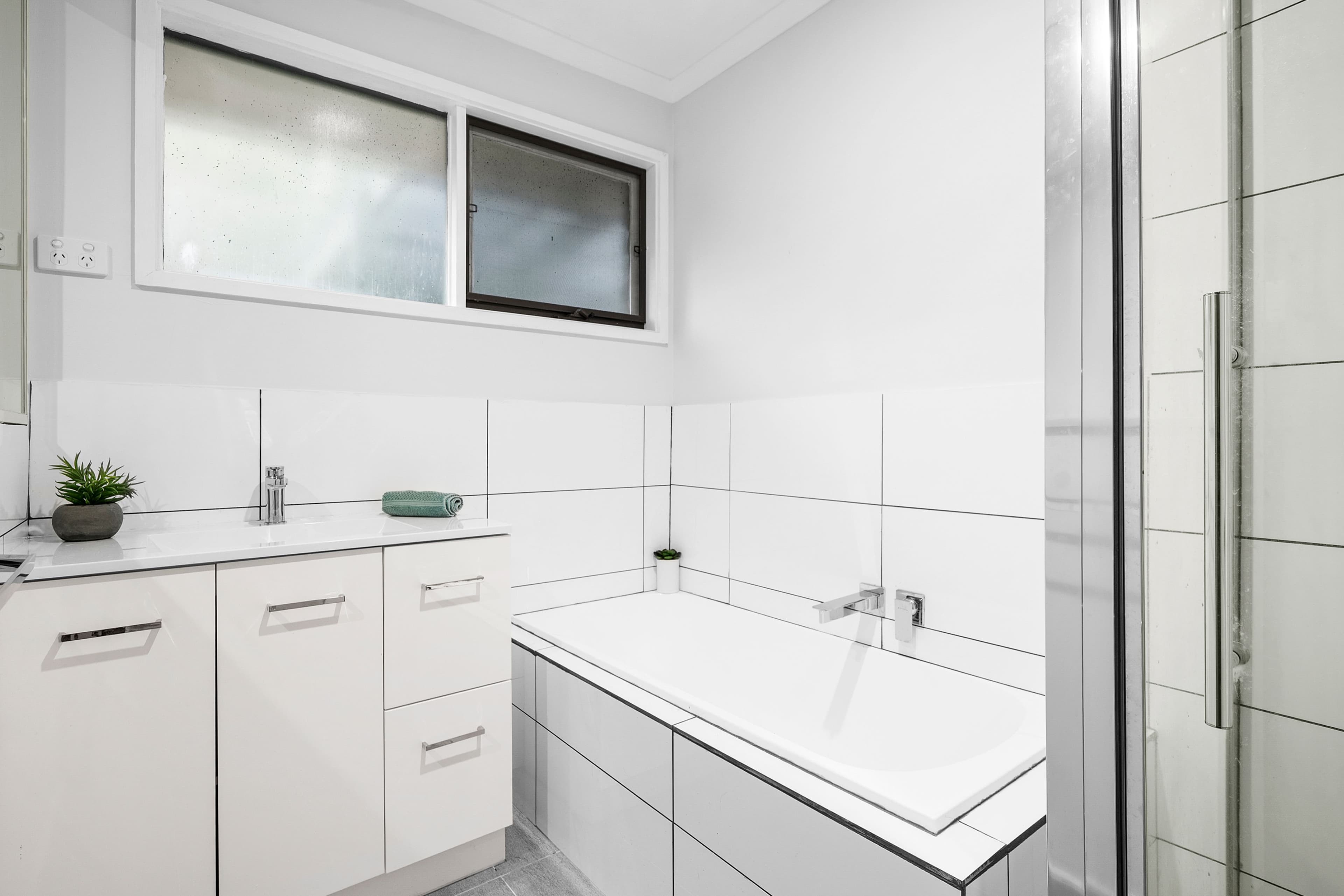4 Lakes Drive, Sunbury VIC 3429, Sunbury - Thumbnail 8