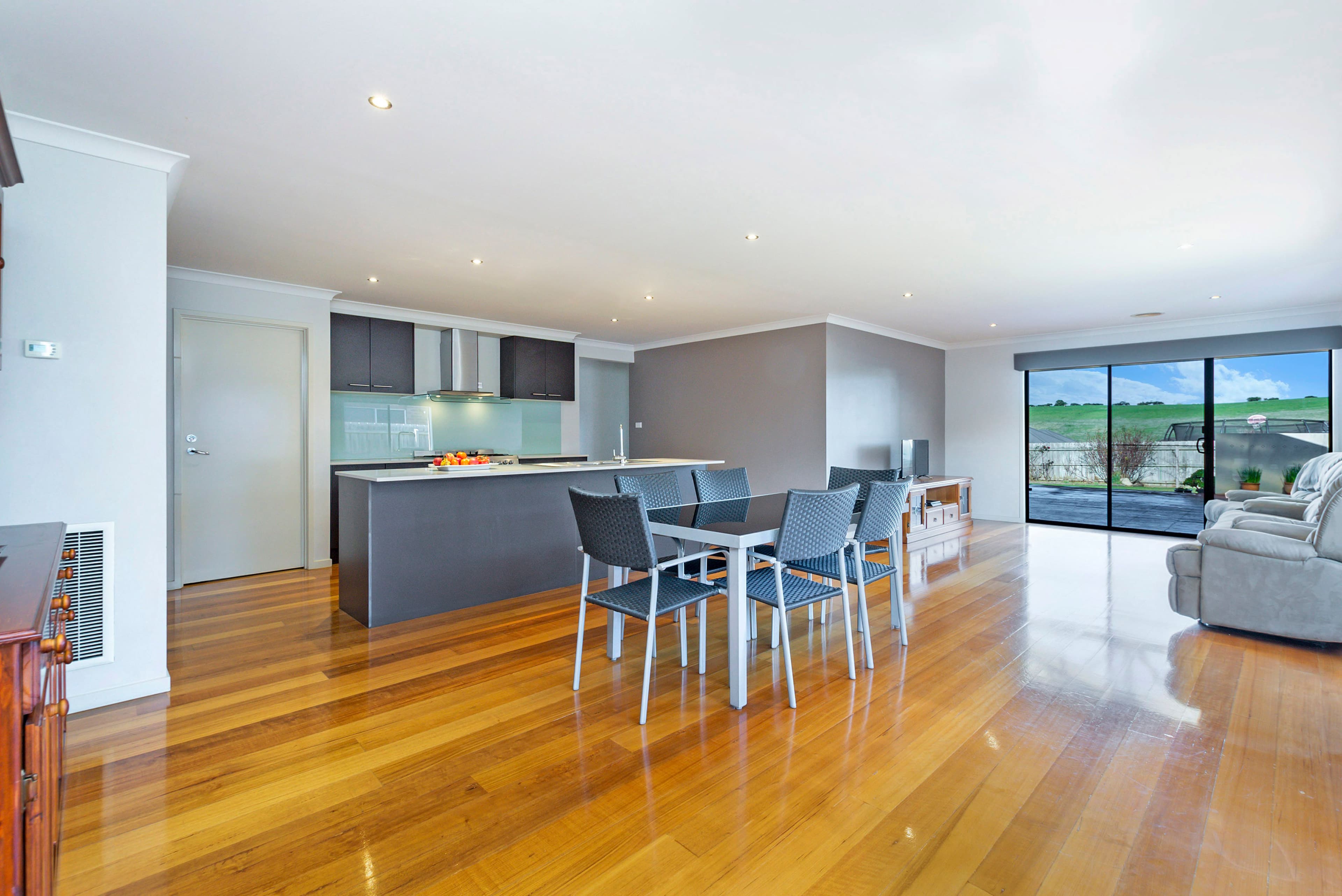 12 Huntingfield Drive, Warrnambool VIC 3280, Warrnambool - Thumbnail 3