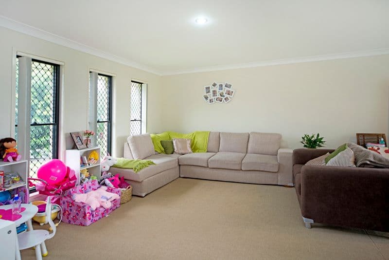 24 Gerard Street, PACIFIC PINES QLD 4211, Pacific Pines - Thumbnail 7