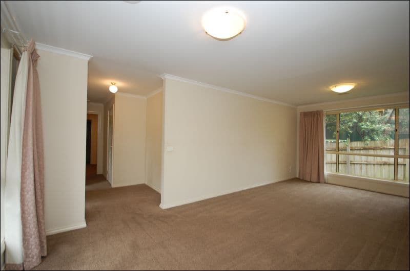 19 Glenview Road, MOUNT EVELYN VIC 3796, Mount Evelyn - Thumbnail 2