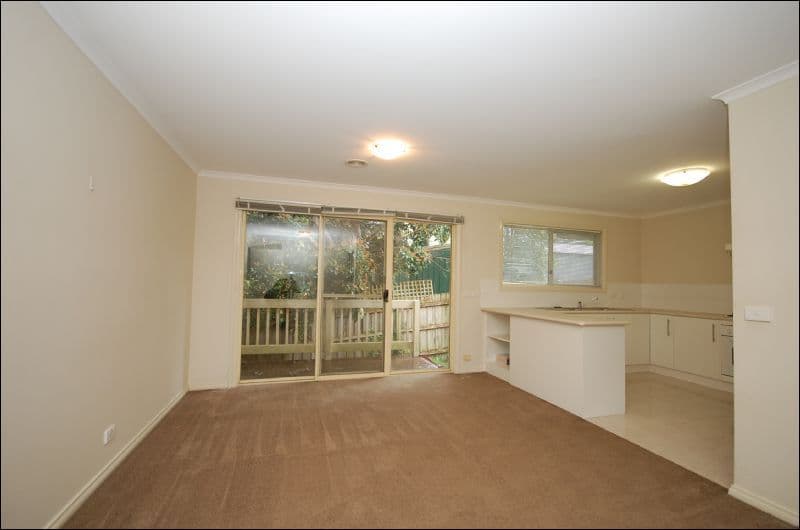 19 Glenview Road, MOUNT EVELYN VIC 3796, Mount Evelyn - Thumbnail 4