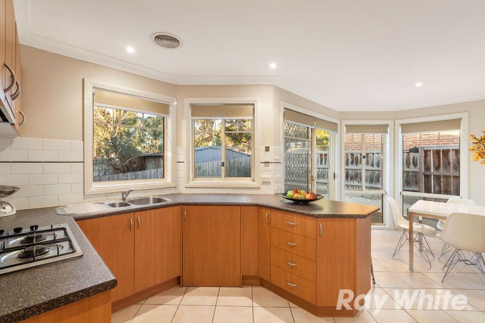 54 Kempston Street, Greensborough VIC 3088, Greensborough - Thumbnail 3