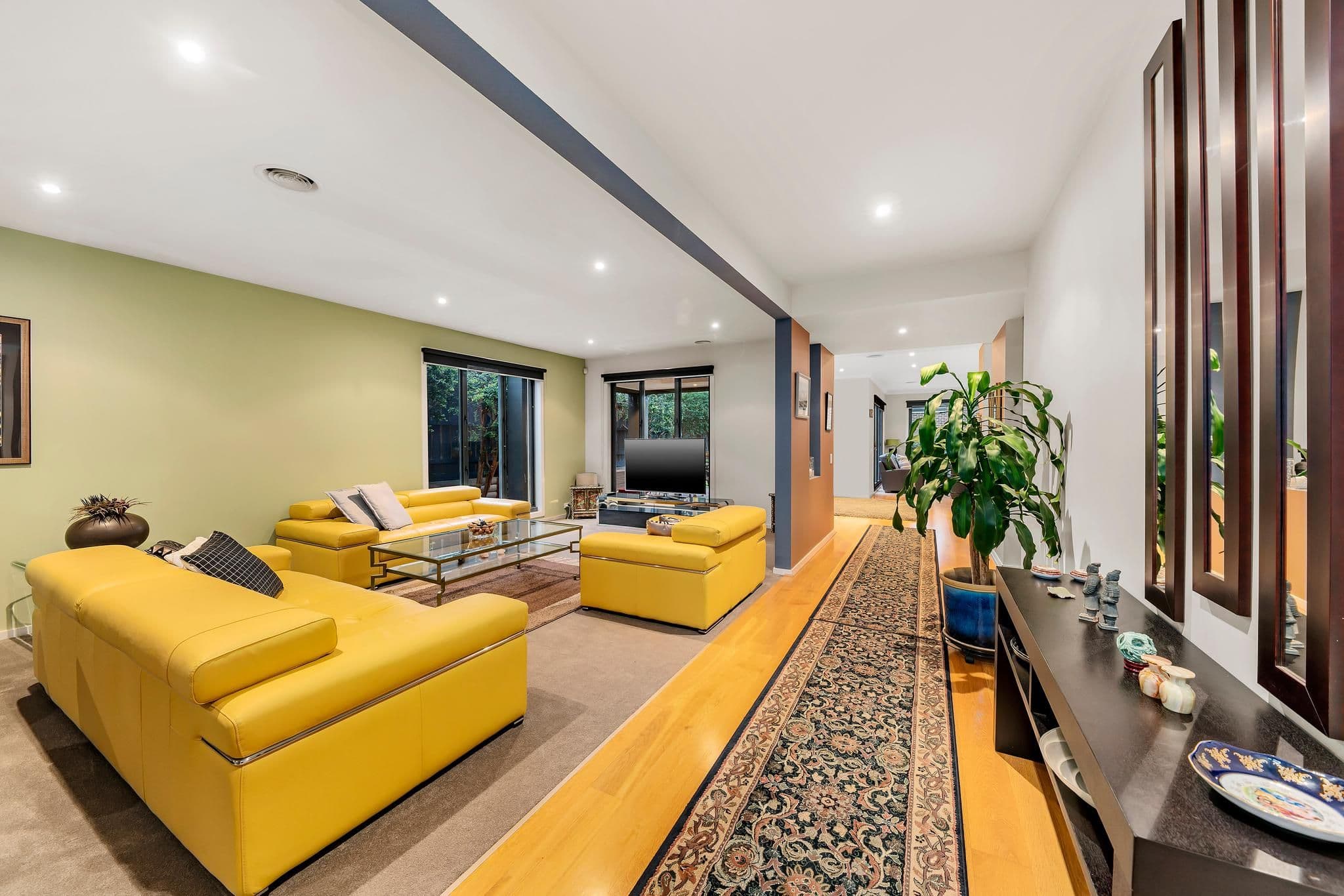 52 Montpellier Road, Burwood VIC 3125, Burwood - Thumbnail 2