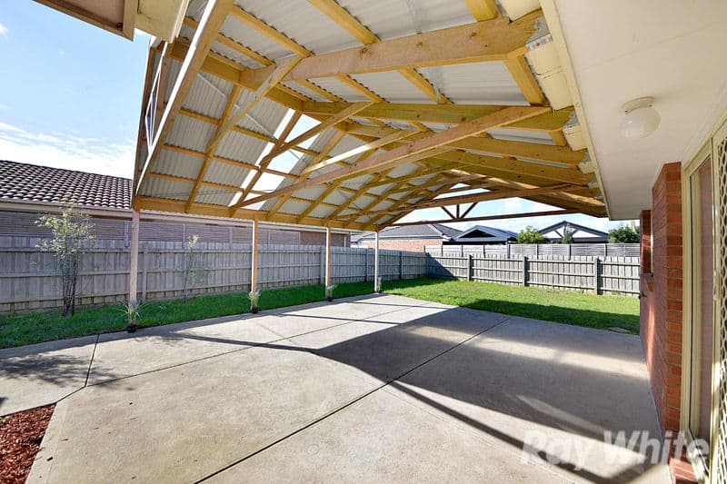 14 Fernisky Drive, CRANBOURNE EAST VIC 3977, Cranbourne East - Thumbnail 5
