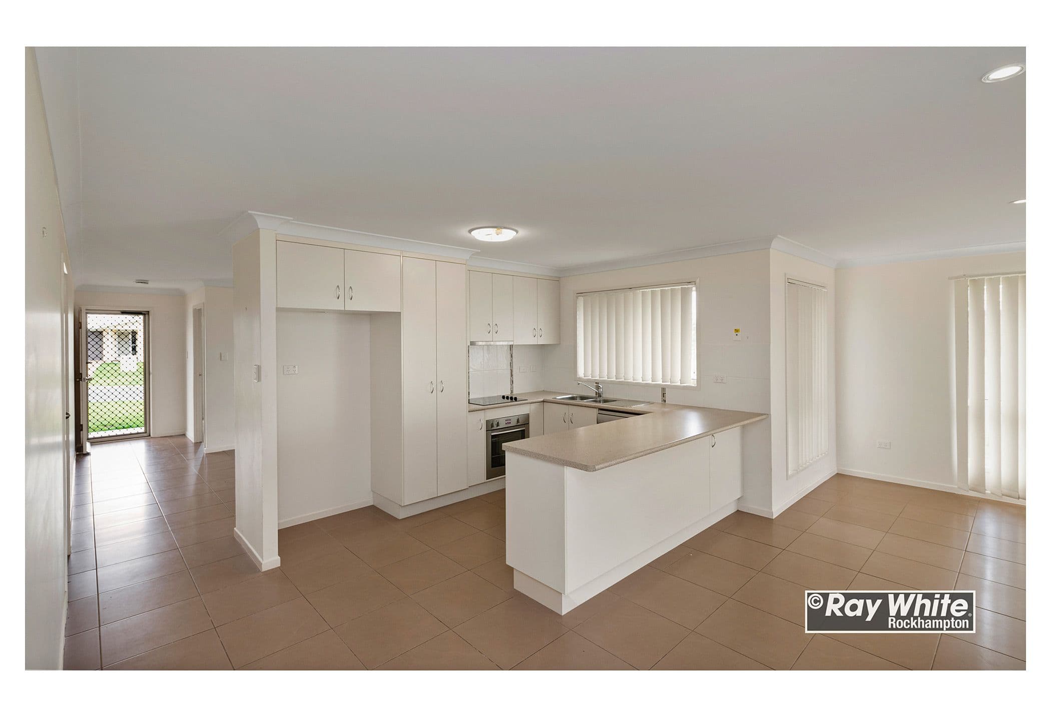 15 Tawarra Crescent, Gracemere QLD 4702, Gracemere - Thumbnail 3