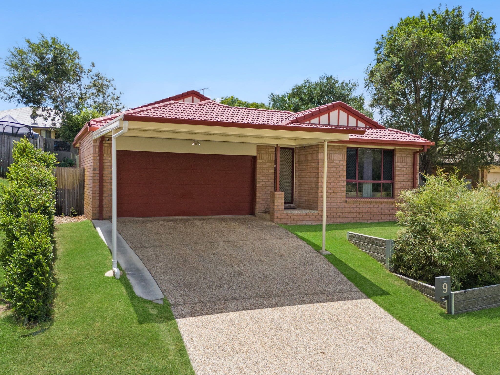 9 Banbury Close, Bundamba QLD 4304, Bundamba - Image 1