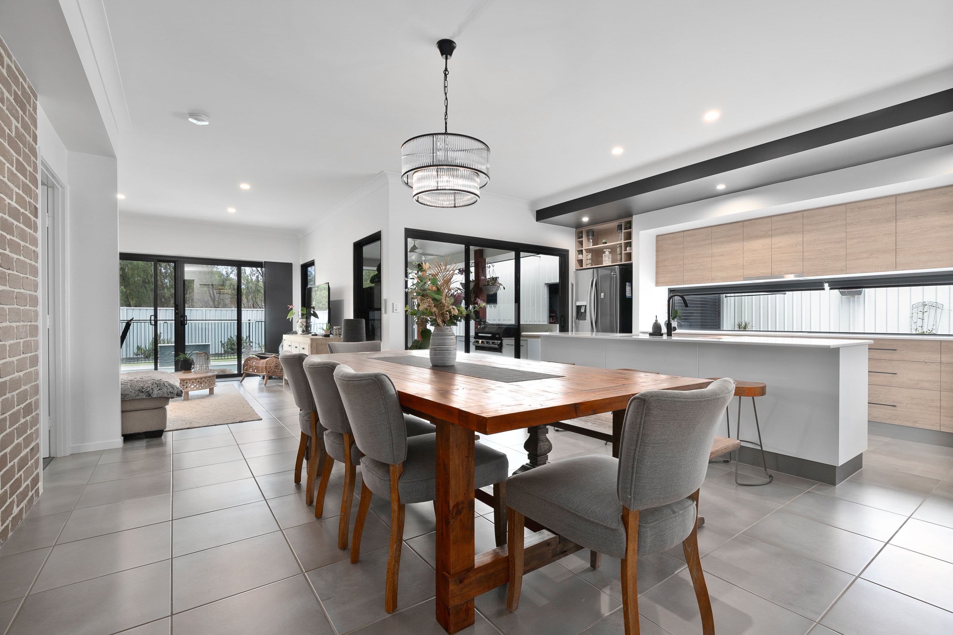 19 Longford Street, Emerald QLD 4720, Emerald - Thumbnail 6