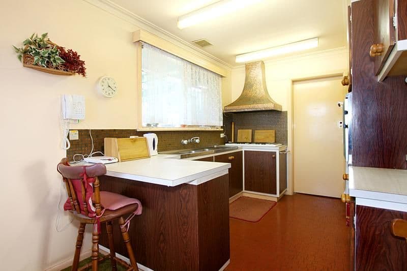94 Fonteyn Drive, WANTIRNA SOUTH VIC 3152, Wantirna South - Thumbnail 3